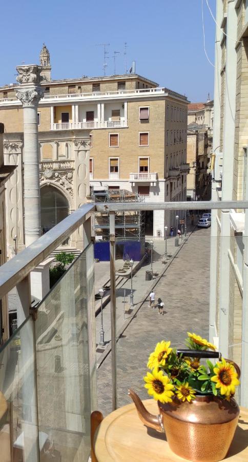 La Colonna Holiday House Apartment Lecce Ngoại thất bức ảnh