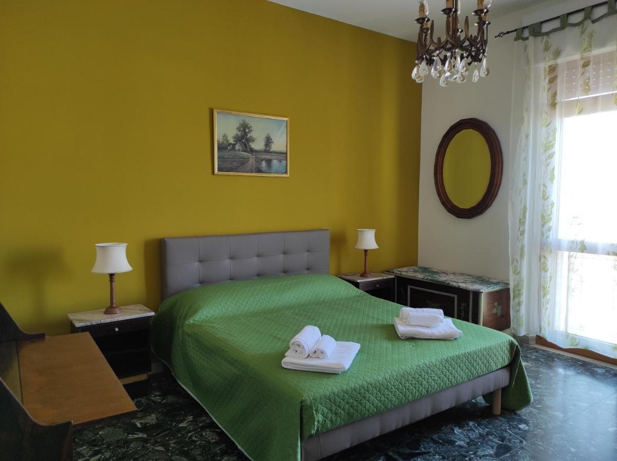 La Colonna Holiday House Apartment Lecce Ngoại thất bức ảnh
