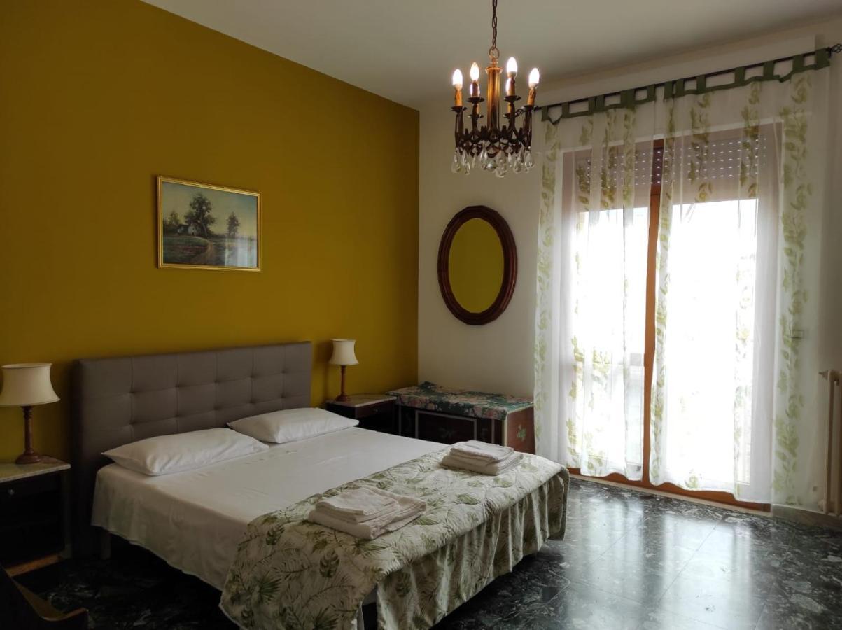 La Colonna Holiday House Apartment Lecce Ngoại thất bức ảnh
